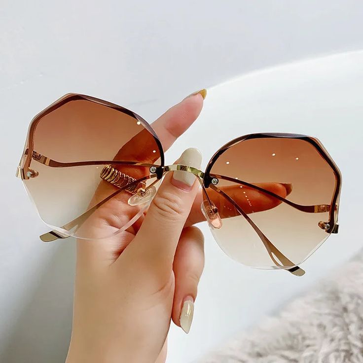 Round Sunglasses
